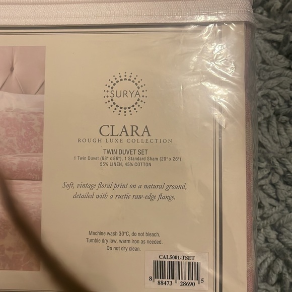 Surya Clara Rough Luxe Collection Twin Duvet Set - Picture 4 of 5